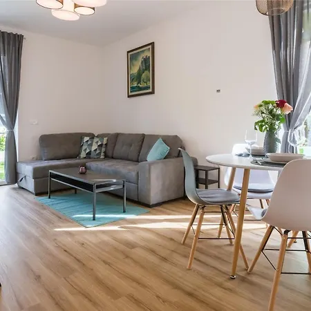Rina Apartmán *