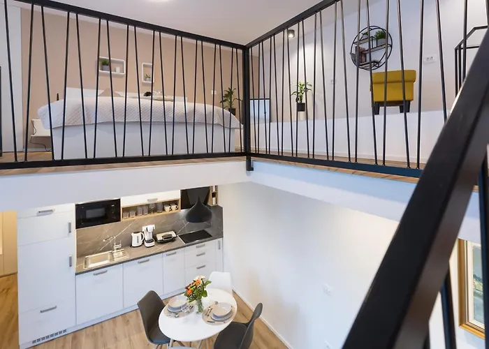 דירה Rina בלד